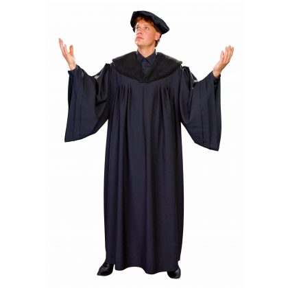 černý církevní hábit