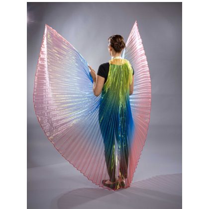 Foto - barevná textilní křídla, poloměr cca 135 cm
